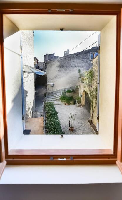 Charmante Maison De Village Au Coeur Du Luberon キュキュロン エクステリア 写真