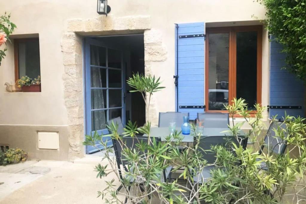 Charmante Maison De Village Au Coeur Du Luberon キュキュロン エクステリア 写真