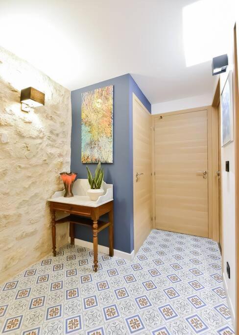 Charmante Maison De Village Au Coeur Du Luberon キュキュロン エクステリア 写真